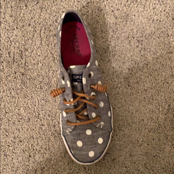 Sperry shoes! - Picture 2 of 5